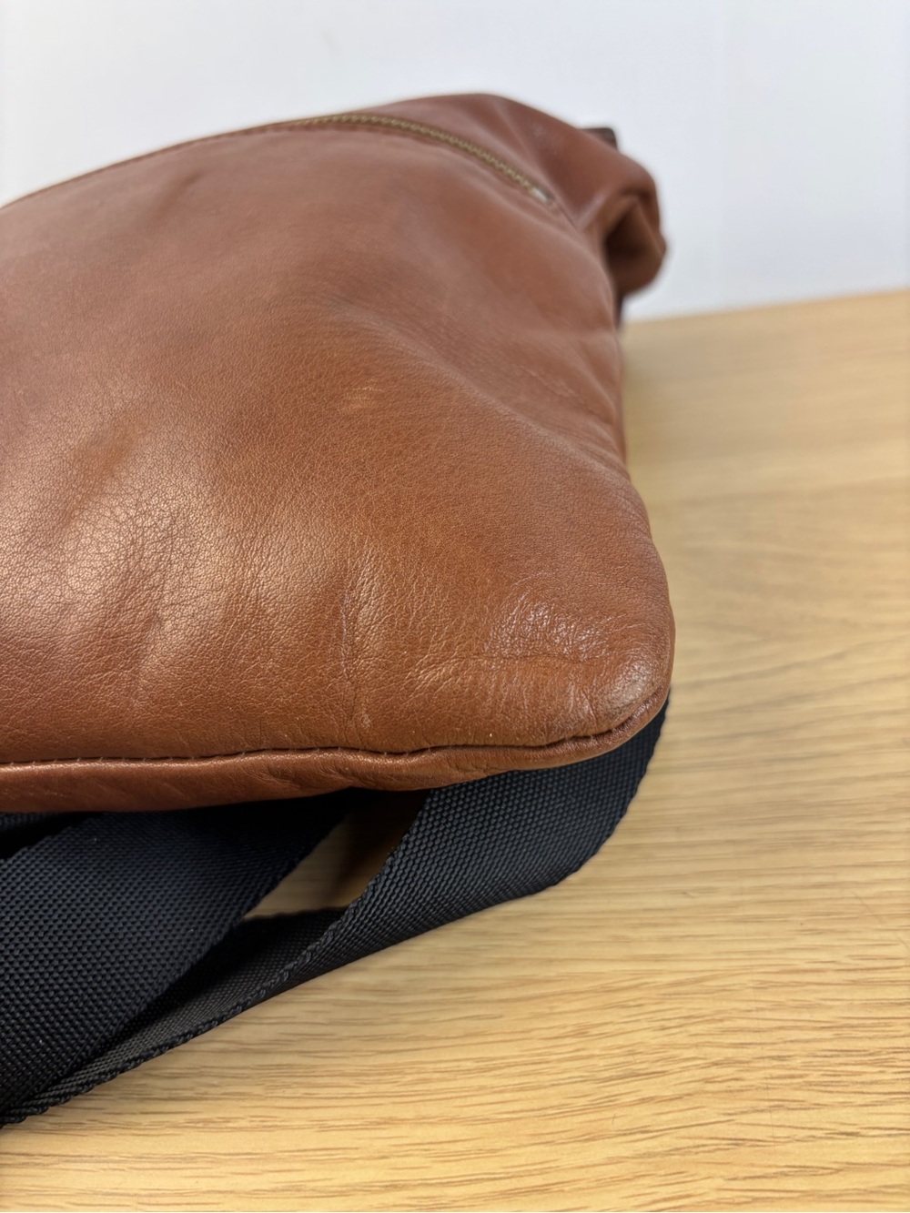 Margot New York Double Zipper Soft Brown Leather Bag - Picture 9 of 10